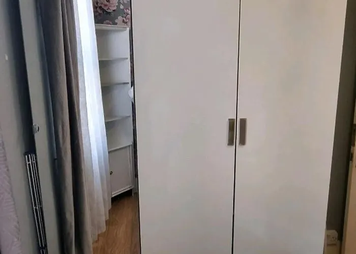 Nice Room Close To Station 3Min Walk